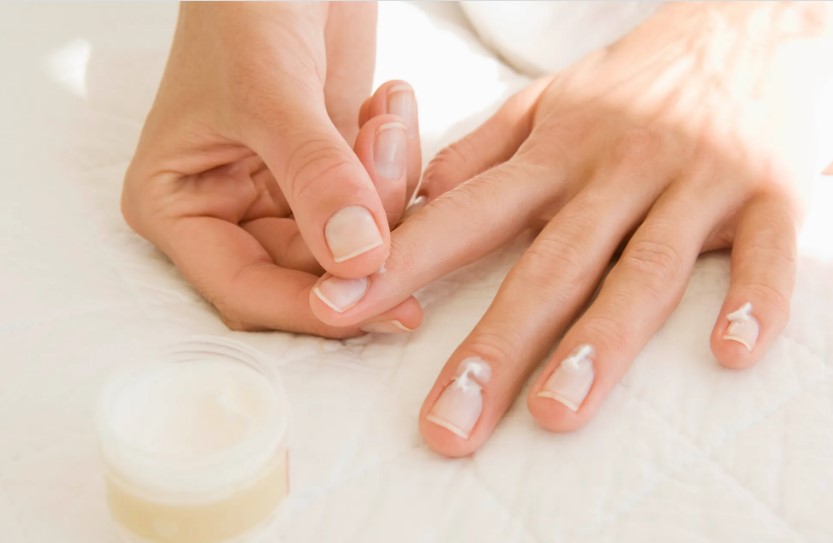 Can The Gel Manicure Be Removed At Home Without Damaging The Nails